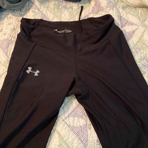 Under Armour compression leggings